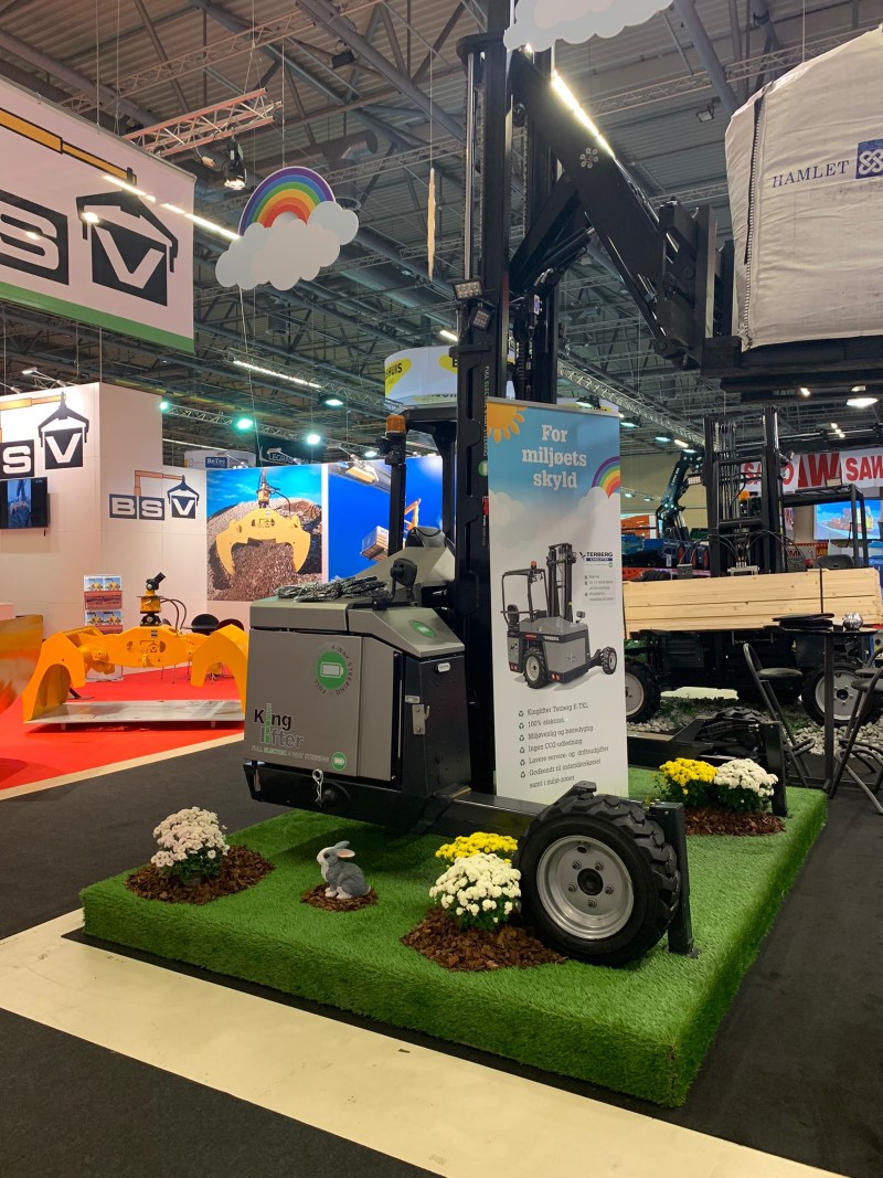 Distributeur NP Trucks exposeerde met succes Terberg Kinglifter innovaties in Denemarken